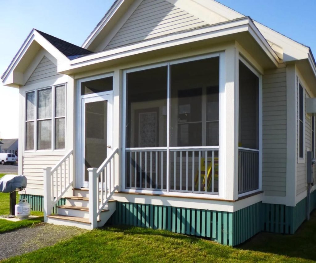 Transform Your Outdoor Experience with Sunroom Screen Rooms